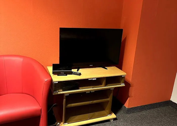 Large For 3-11 Guests In The Halle Leipzig Area * Landsberg (Saxony-Anhalt)